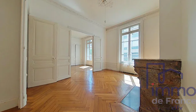 Appartement 4 pièces à vendre à Saint-Étienne (42000) - photo 4