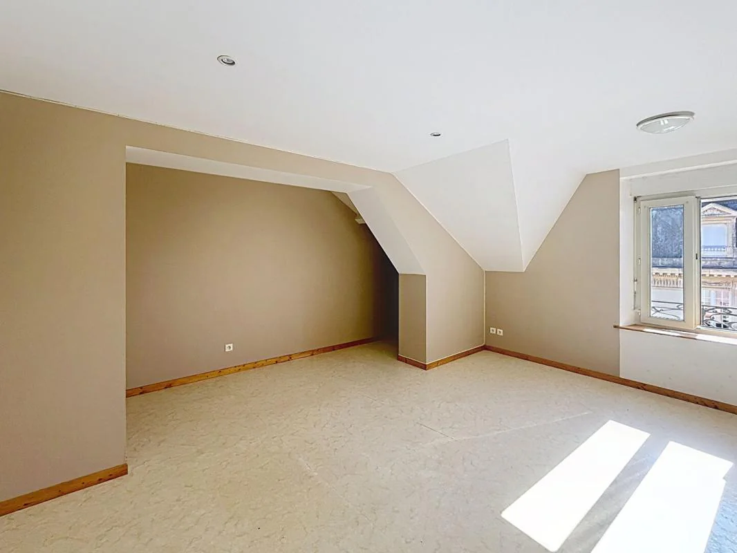 Appartement à Thaon-les-Vosges