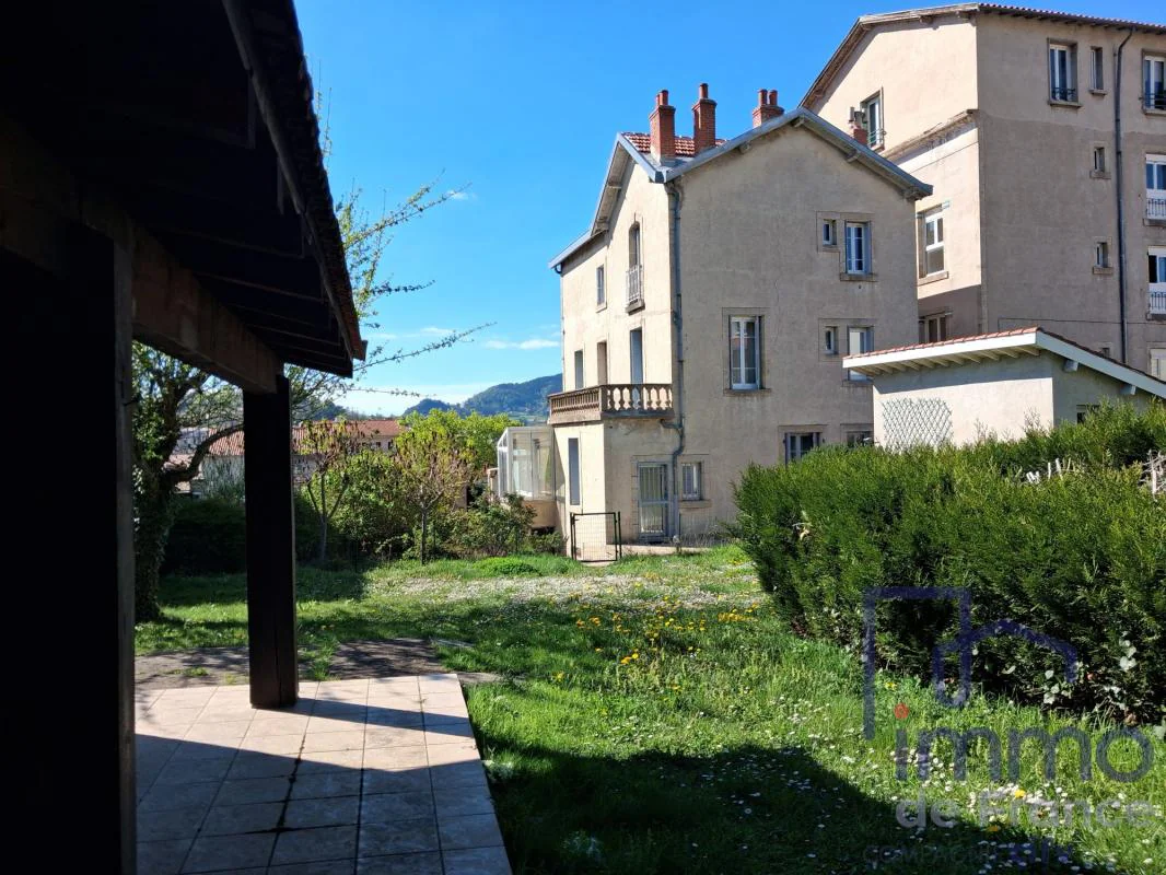 Maison 8 pièces à vendre au Puy-en-Velay (43000) - photo 1