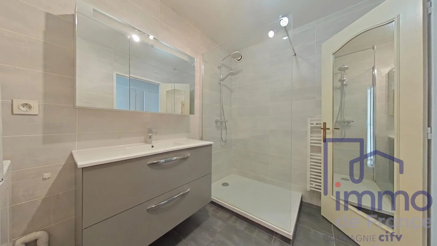 Appartement 4 pièces à vendre à Saint-Étienne (42100) - photo 11