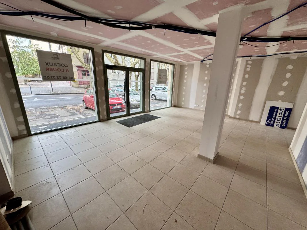 Bureau à louer à Rodez (12000) - photo 2