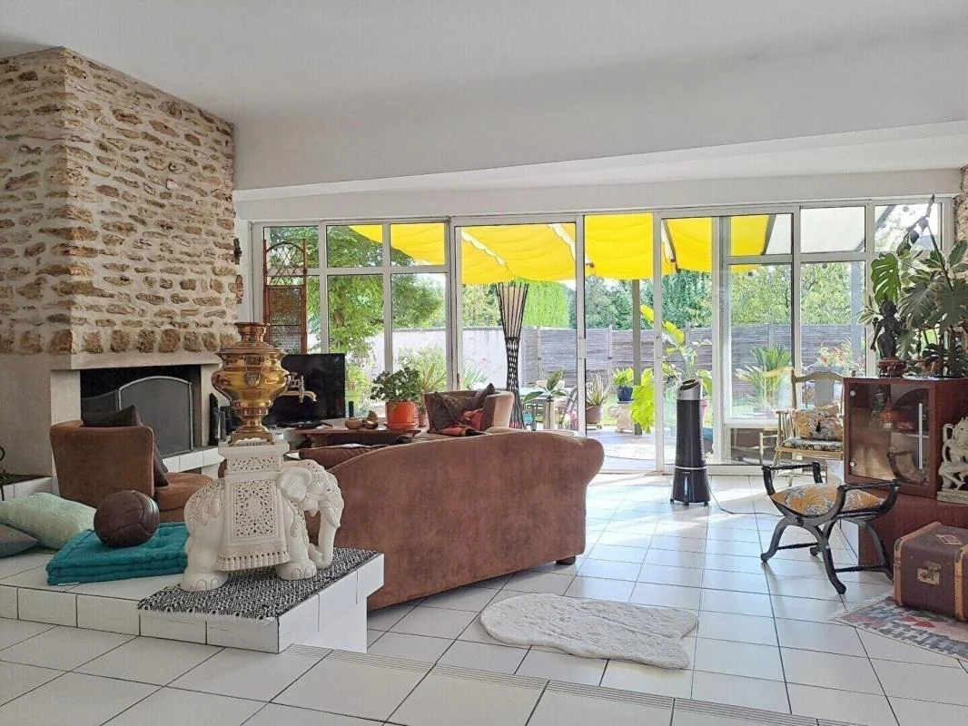 Maison 8 pièces à vendre aux Essarts-le-Roi (78690) - photo 3
