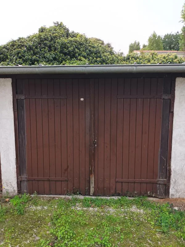 Parking / Box à louer à Bron (69500) - photo 2