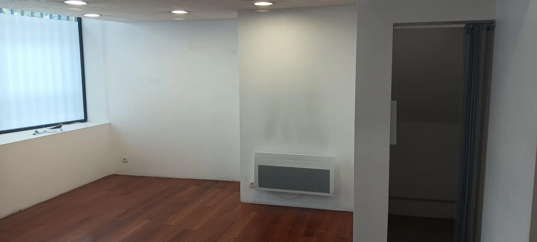 Bureau à louer à Rodez (12000) - photo 4