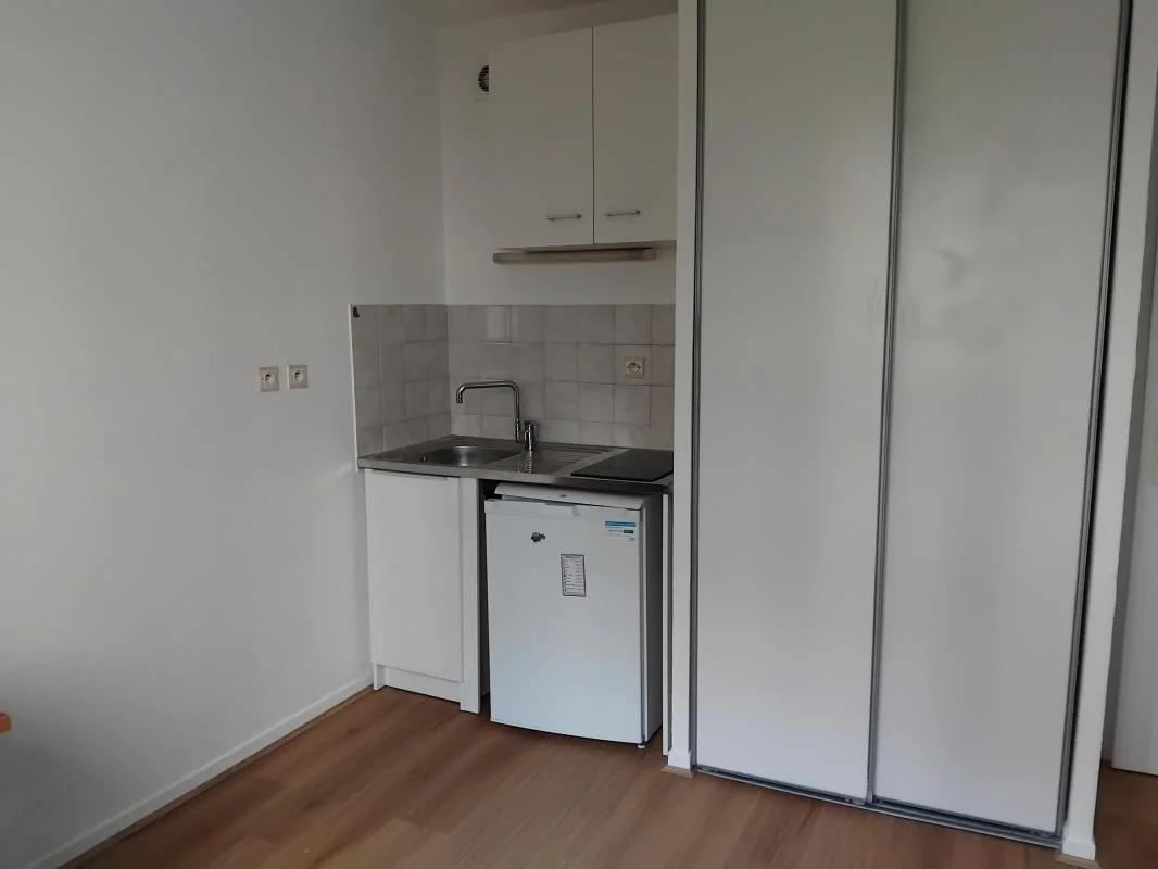Appartement 1 pièce à louer à Lyon (69008) - photo 2