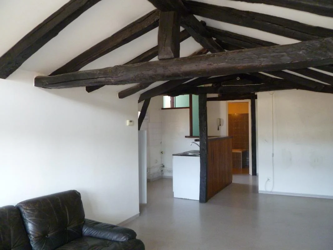 Appartement 2 pièces à louer à Figeac (46100) - photo 3