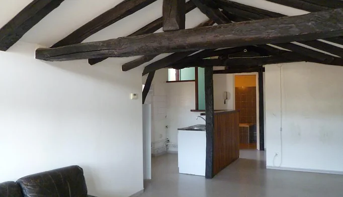 Appartement 2 pièces à louer à Figeac (46100) - photo 3