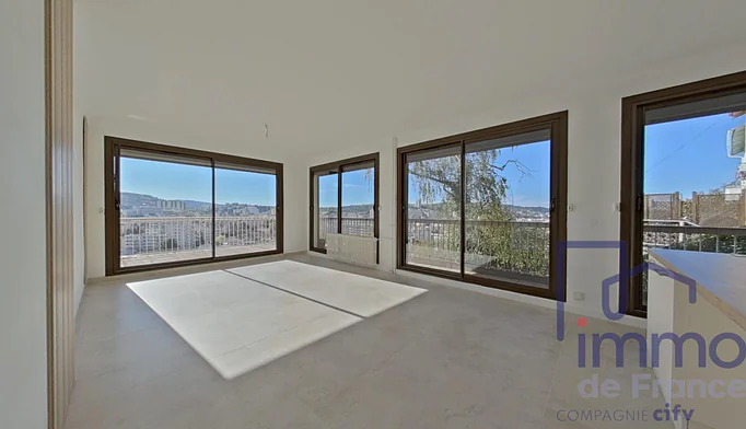 Appartement 4 pièces à vendre à Saint-Étienne (42100) - photo 1