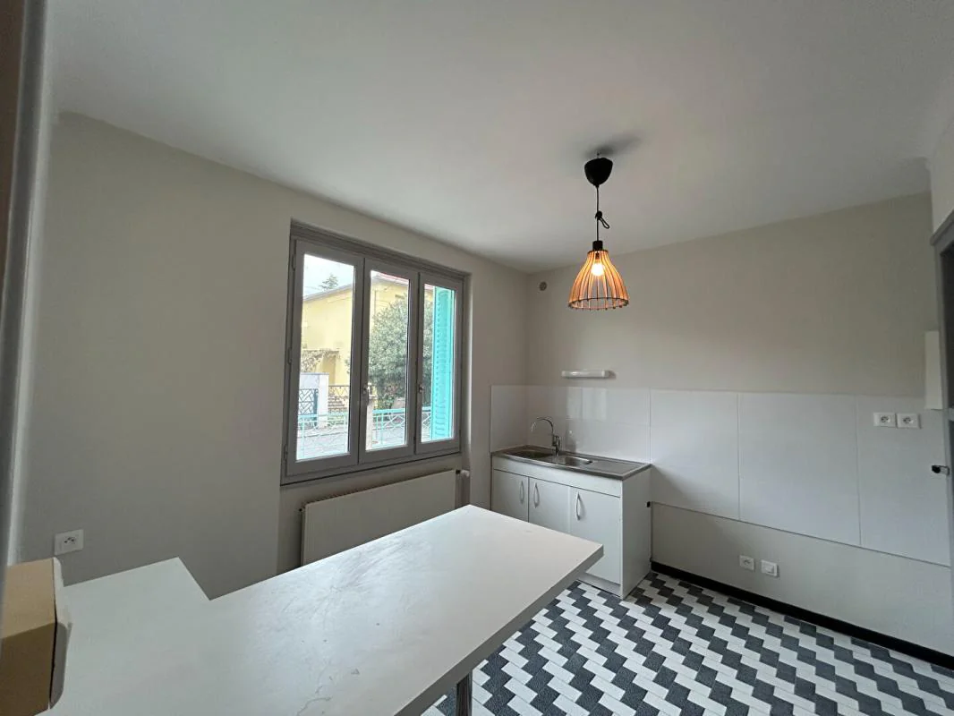 Maison 3 pièces à louer à Lyon (69008) - photo 7