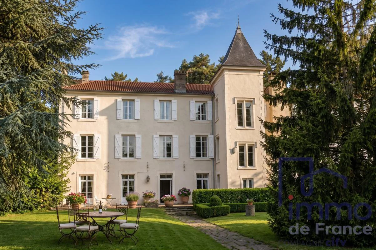 Maison 32 pièces à vendre à Étrat (42580) - photo 1