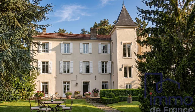 Maison 32 pièces à vendre à Étrat (42580) - photo 1