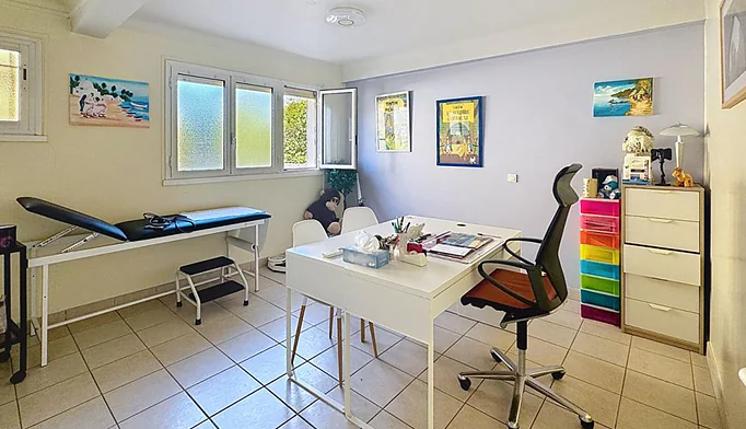 Bureau à vendre à Aubagne (13400) - photo 1