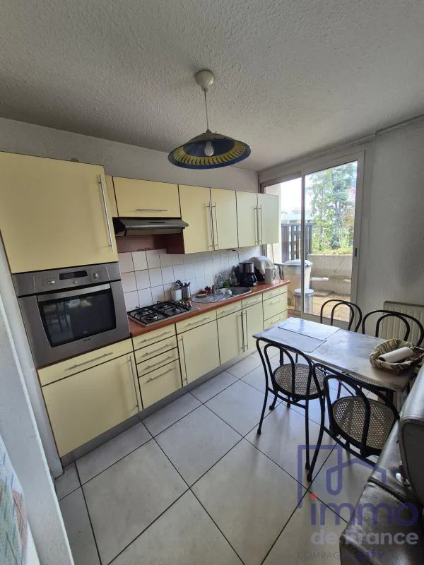 Appartement 6 pièces à vendre à Saint-Chamond (42400) - photo 3