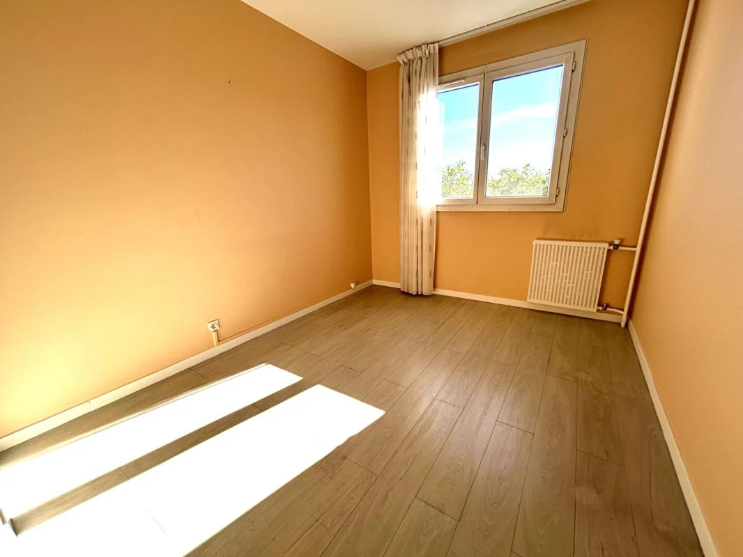 Appartement 5 pièces à vendre à Vénissieux (69200) - photo 9