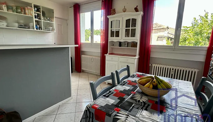 Appartement 2 pièces à vendre au Chambon-Feugerolles (42500) - photo 4