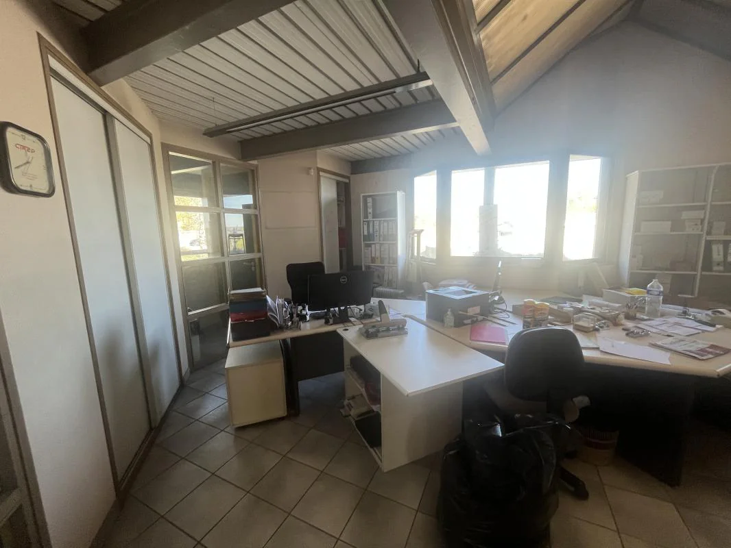 Bureau à louer à Rodez (12000) - photo 17