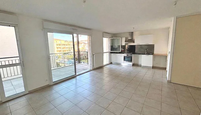 Appartement 3 pièces à vendre à Valence (26000) - photo 1