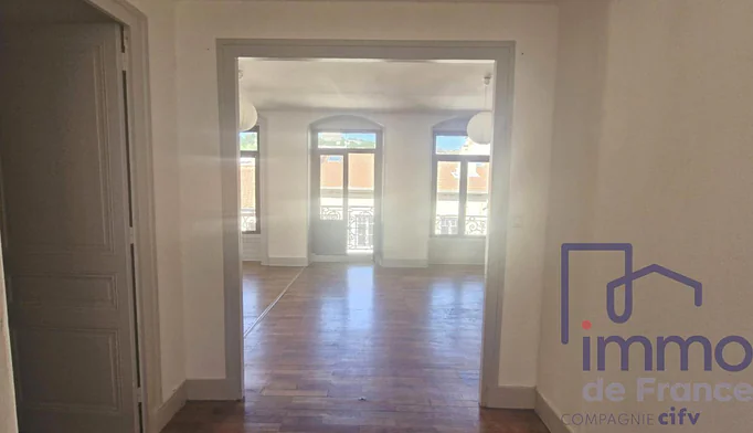 Appartement 4 pièces à vendre à Saint-Étienne (42000) - photo 9