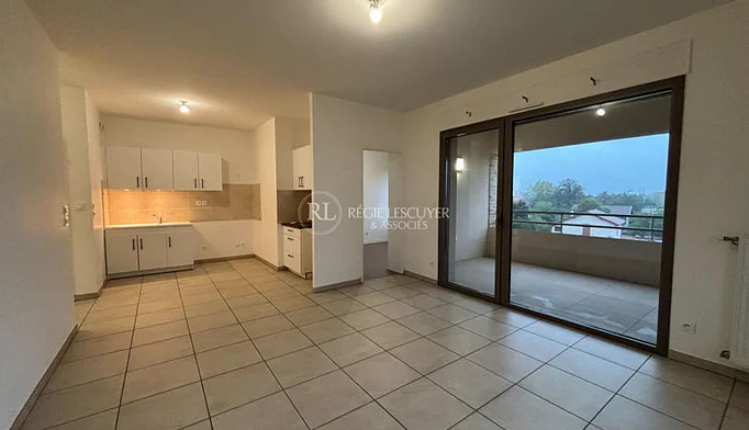 Appartement 4 pièces à louer à Saint-Priest (69800) - photo 3