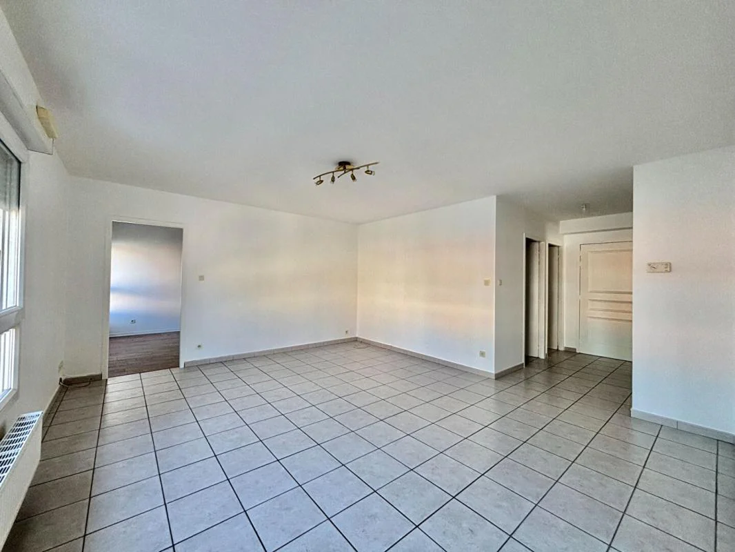 Appartement 3 pièces à louer à Bourg-en-Bresse (01000) - photo 2