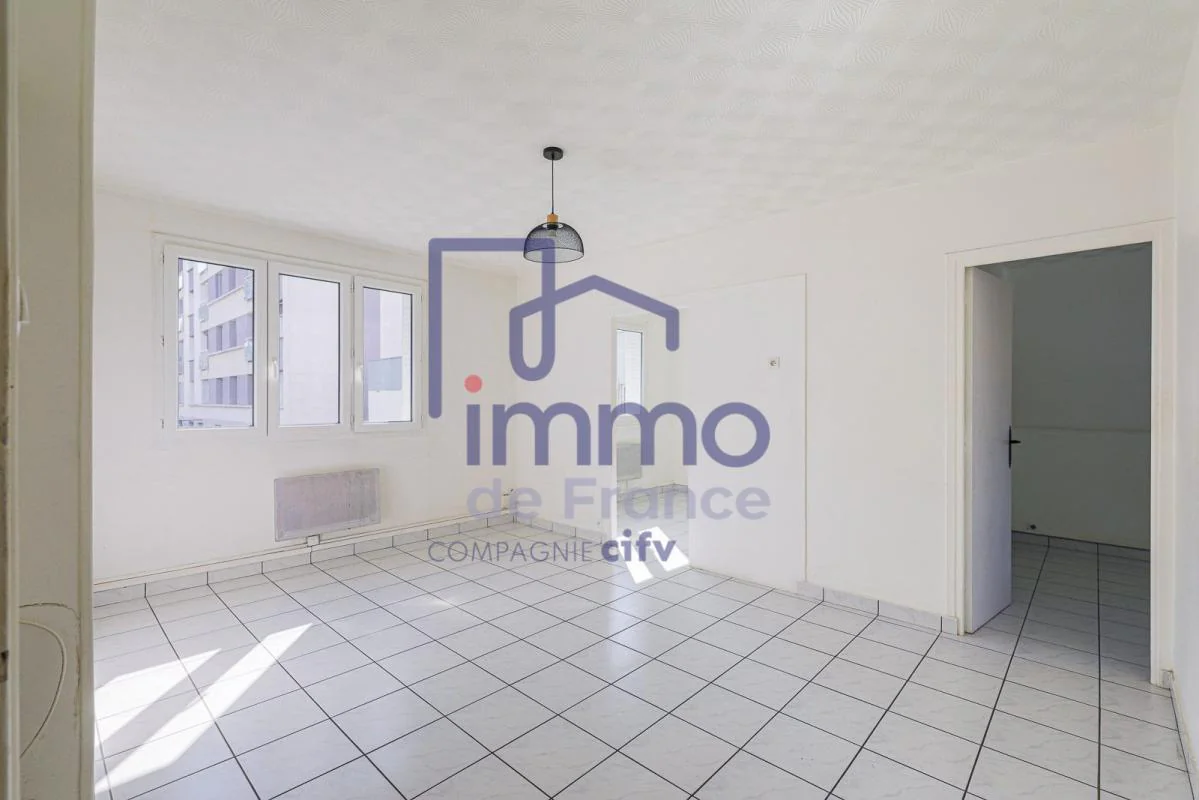 Appartement 4 pièces à vendre à Saint-Martin-d'Hères (38400) - photo 1