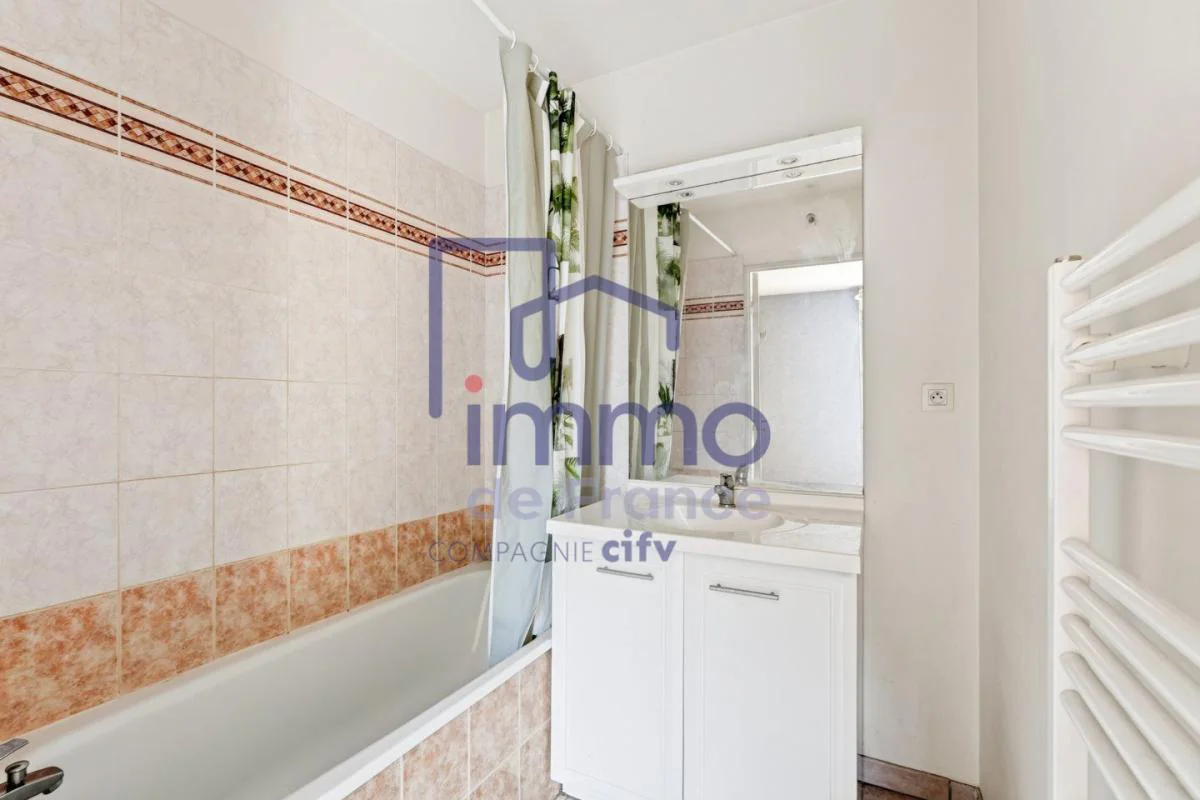 Appartement 2 pièces à vendre à Saint-Fons (69190) - photo 4