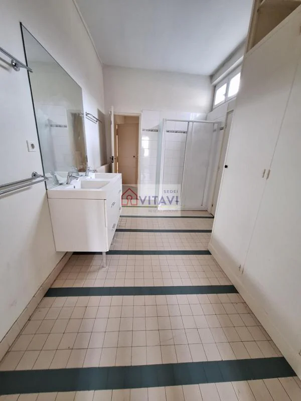 Maison 7 pièces à vendre à Tillé (60000) - photo 5
