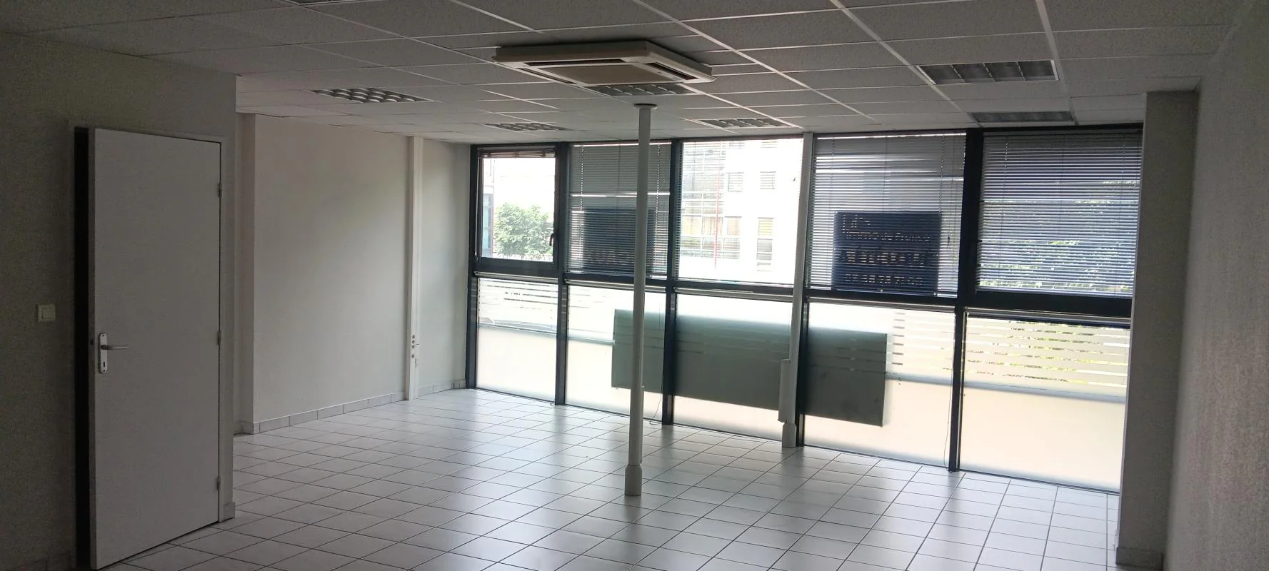 Bureau à louer à Rodez (12000) - photo 7