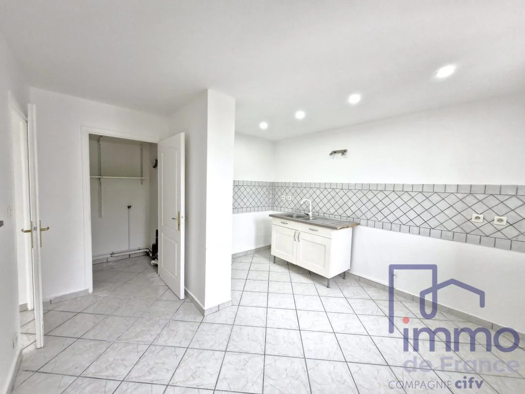 Appartement 5 pièces à vendre à Saint-Étienne (42000) - photo 5