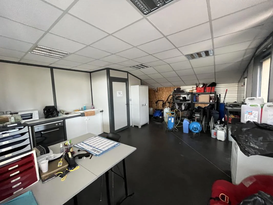 Bureau à louer à Onet-le-Château (12850) - photo 11