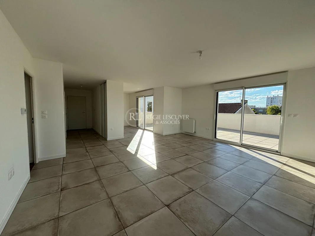 Appartement 5 pièces à louer à Lyon (69008) - photo 3