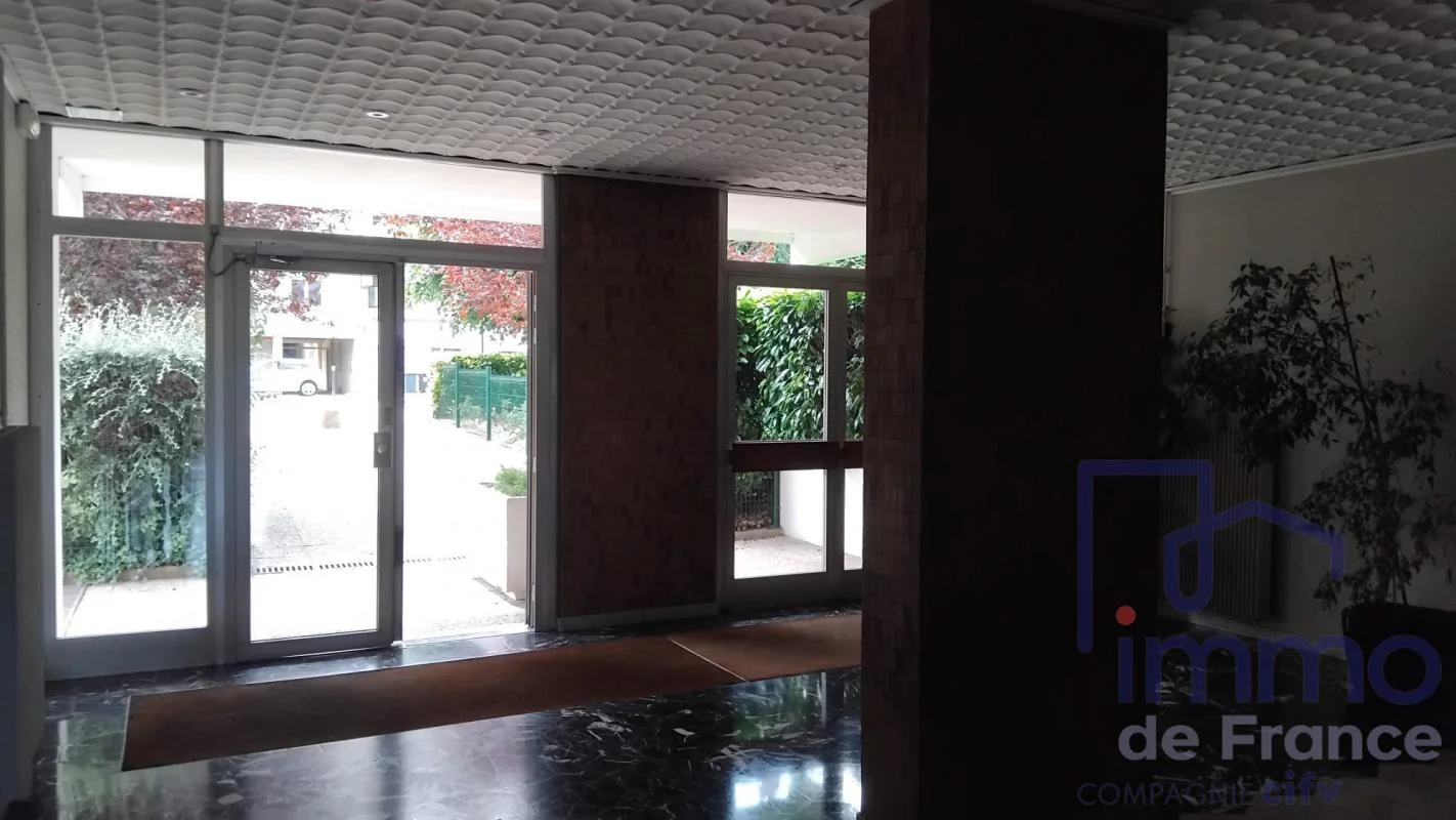 Appartement 3 pièces à vendre à Saint-Étienne (42000) - photo 11