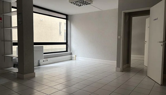 Bureau à vendre à Romans-sur-Isère (26100) - photo 4