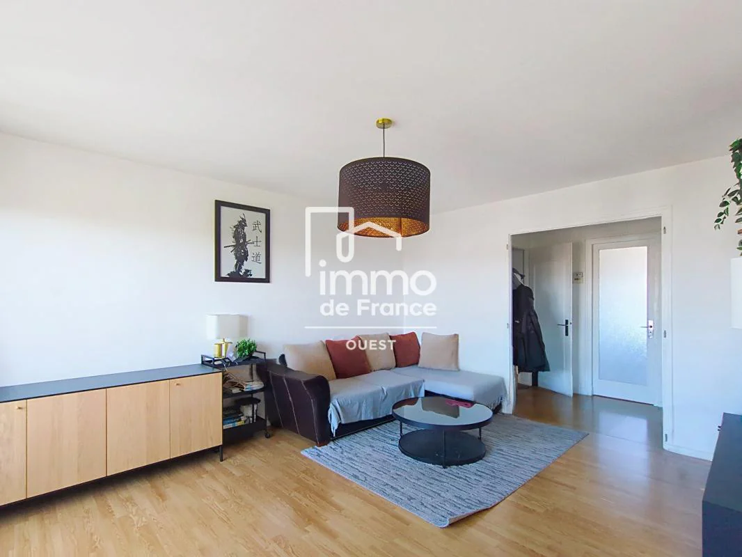 Appartement 4 pièces à vendre à Roche-sur-Yon (85000) - photo 3