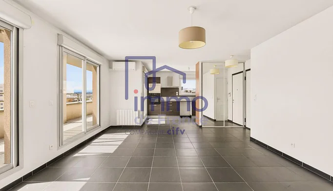 Appartement 4 pièces à vendre à Villeurbanne (69100) - photo 2