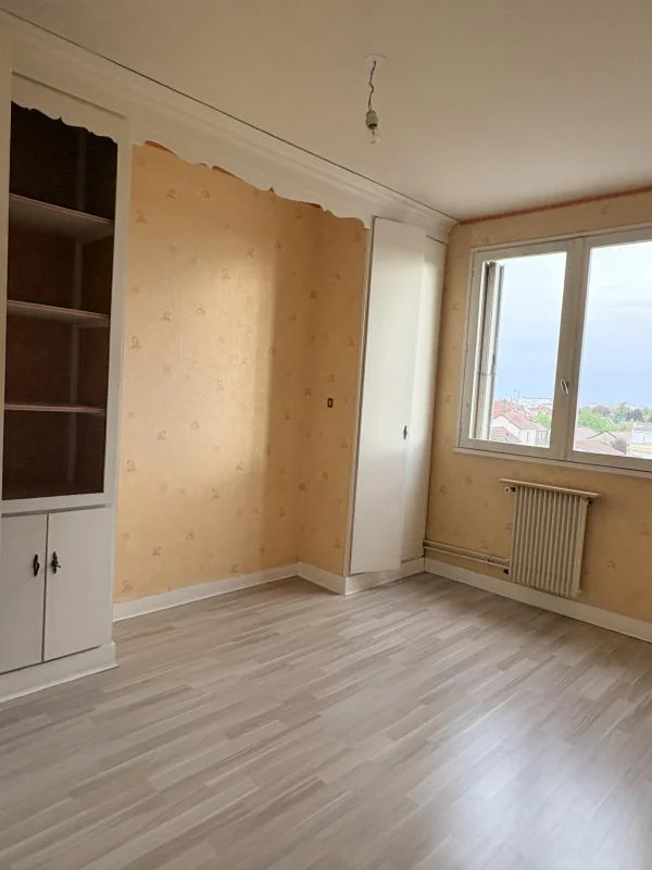 Appartement 3 pièces à vendre à Troyes (10000) - photo 2