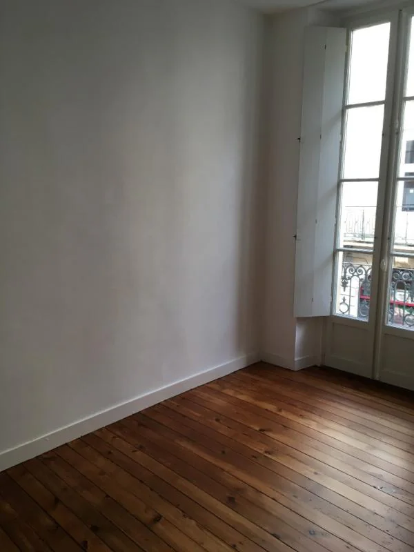 Appartement 3 pièces à louer à Bordeaux (33000) - photo 2