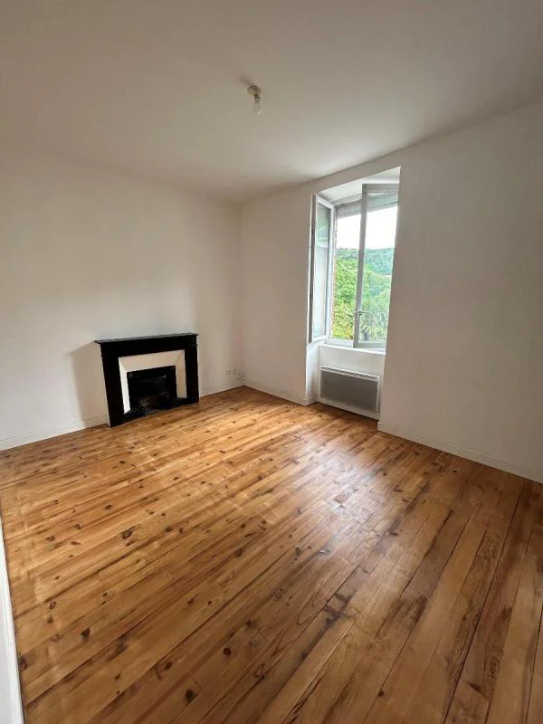 Maison 6 pièces à louer à Malleval (42520) - photo 6