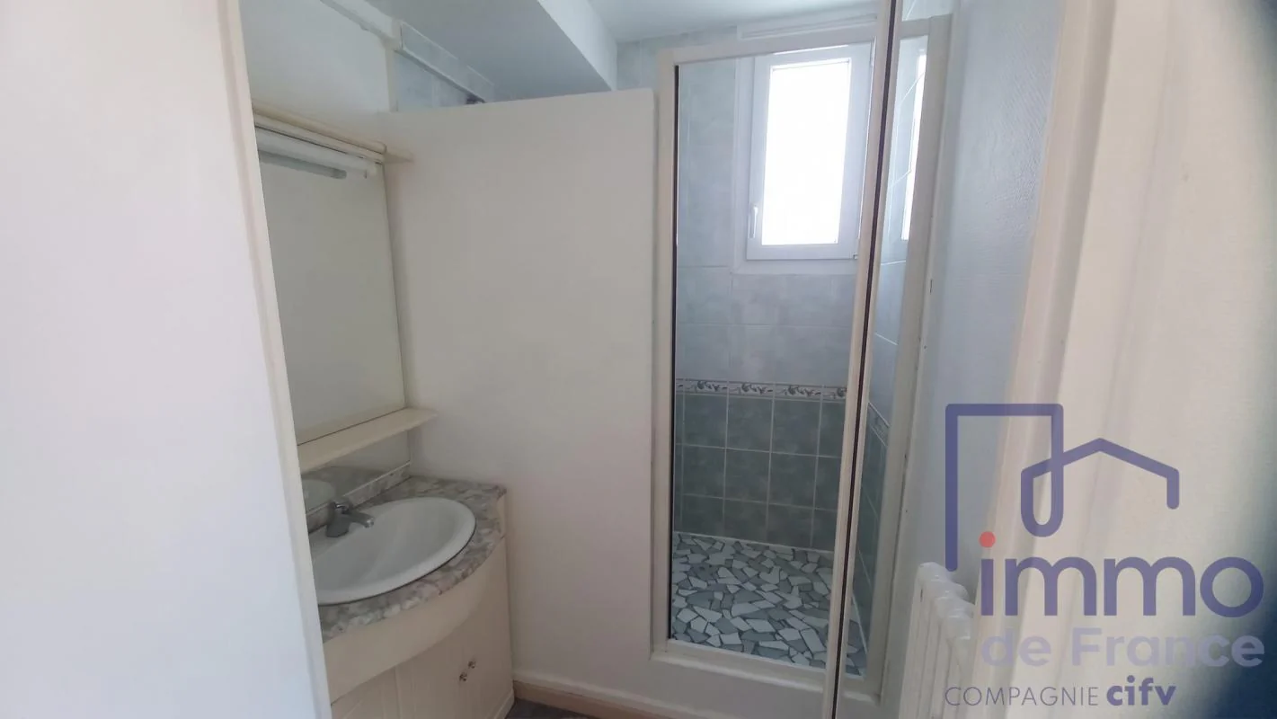 Appartement 2 pièces à vendre à Saint-Étienne (42000) - photo 3