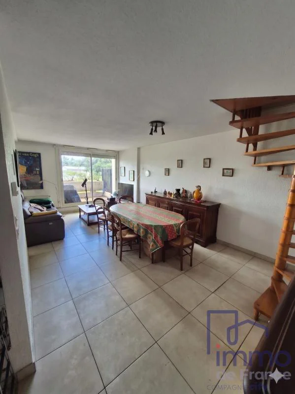 Appartement 6 pièces à vendre à Saint-Chamond (42400) - photo 2
