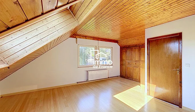 Maison 6 pièces à vendre à Chevry (01170) - photo 13