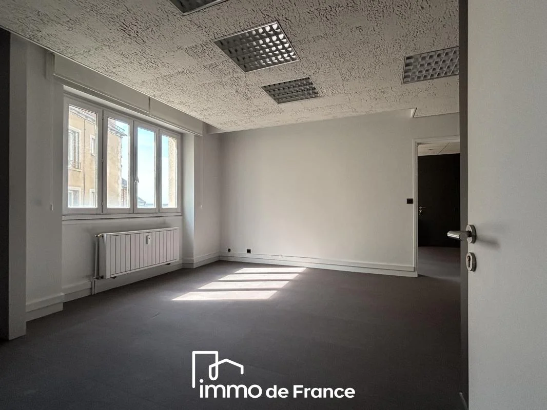 Bureau à louer à Rodez (12000) - photo 6