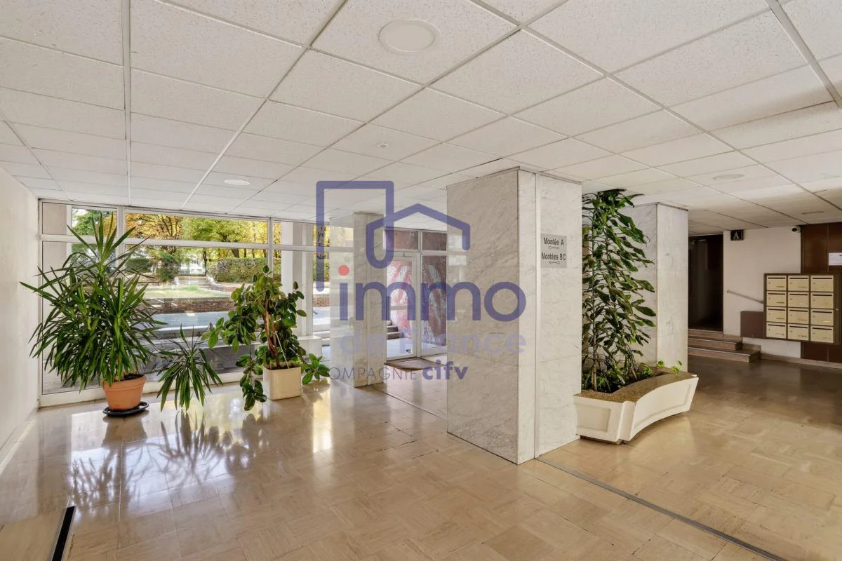 Appartement 5 pièces à vendre à Villeurbanne (69100) - photo 10