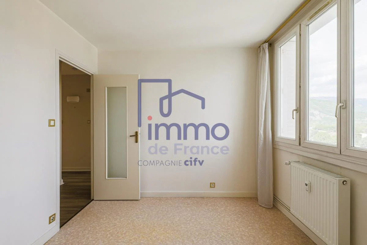 Appartement 4 pièces à vendre au Pont-de-Claix (38800) - photo 6
