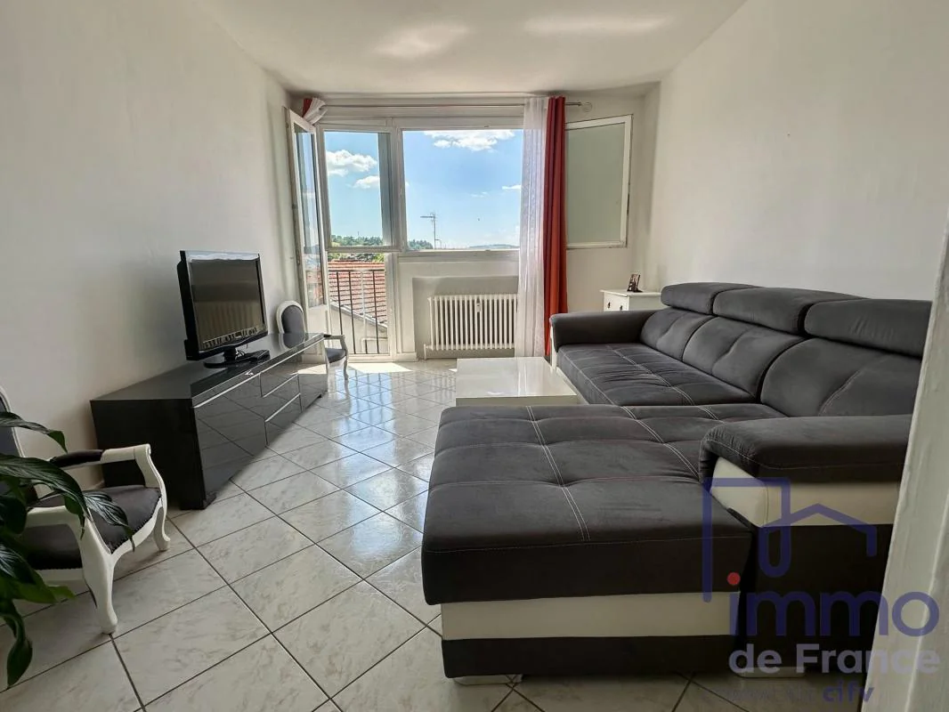 Appartement 2 pièces à vendre au Chambon-Feugerolles (42500) - photo 1