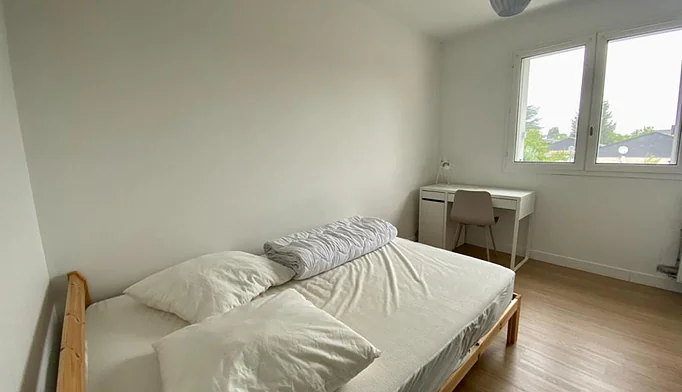 Appartement 5 pièces à louer à Saint-Sébastien-de-Morsent (27180) - photo 4