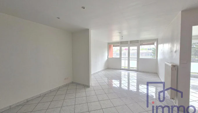 Appartement 5 pièces à vendre à Saint-Étienne (42000) - photo 2