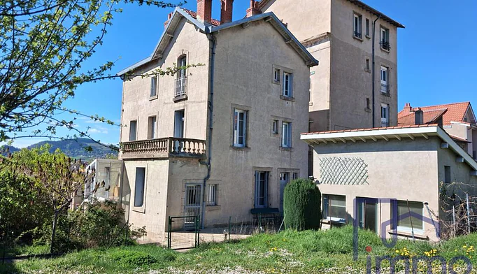 Maison 8 pièces à vendre au Puy-en-Velay (43000) - photo 2