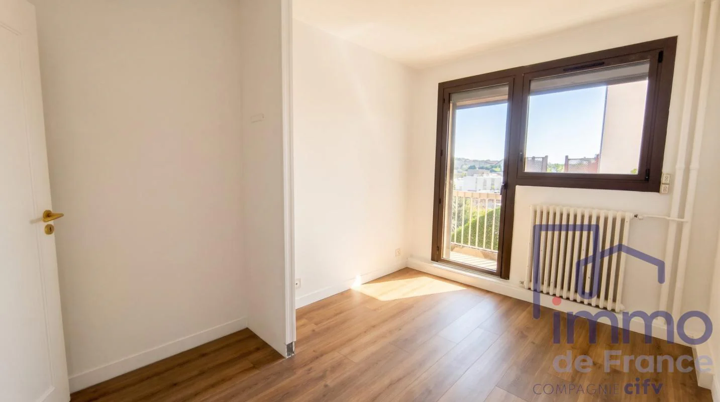 Appartement 4 pièces à vendre à Saint-Étienne (42100) - photo 9