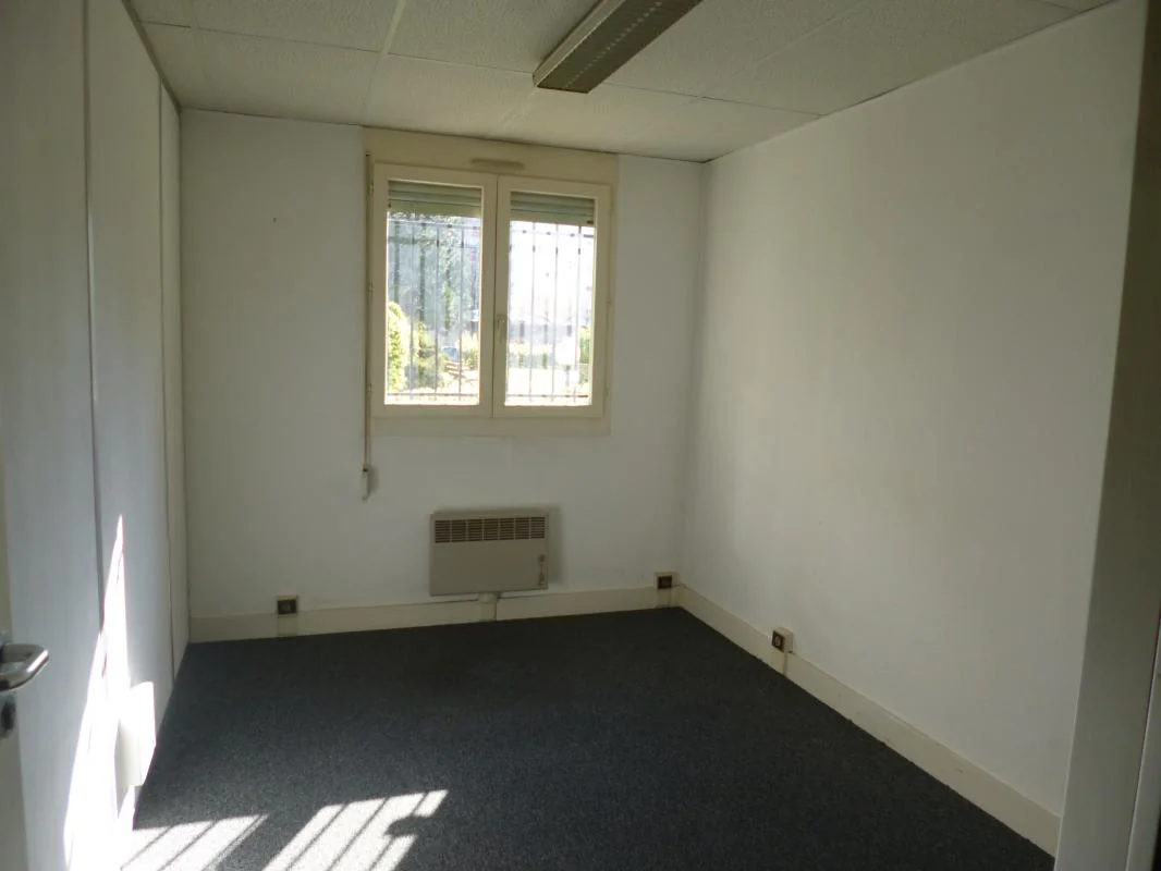 Bureau à louer à Lyon (69003) - photo 4